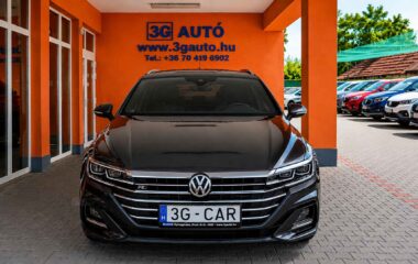 Volkswagen Passat VIII Variant 2.0 TDI SCR Elegance DSG (2023)