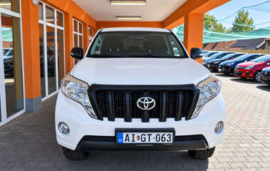 Toyota Land Cruiser Prado 3.0 D-4D Prestige (Automata) (2015)